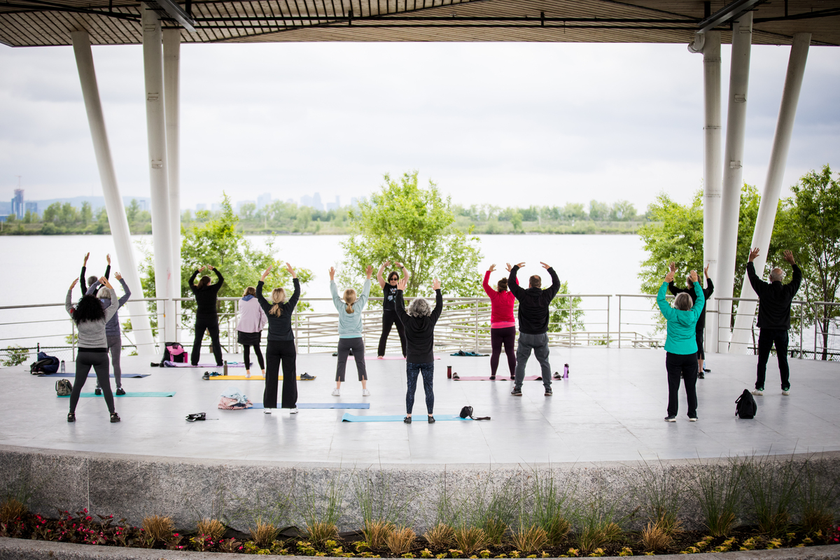 Yoga abdos et étirements