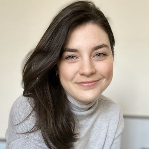<p>Geneviève Jobin, illustratrice et designer graphique, crée depuis toujours. Après avoir exploré divers médiums, elle adopte l’art numérique en 2020, transformant sa pratique. Son univers est coloré, expressif et chargé d’émotion, témoignant d’une passion profonde pour la création.</p>
<p>Consultez son <a href="https://www.genevievejobin.com/" target="_blank" rel="noopener">site Web</a> ou son <a href="https://www.instagram.com/gen.illustrations/" target="_blank" rel="noopener">page Instagram </a></p>
<p><img src="http://mtl9.locomotive.ca/uploads/_PHOTOS_SECTIONS/symposium/artistes_2025/GenevieveJobin.jpg" alt="GenevieveJobin.jpg (7 KB)" width="300" height="300" /></p>